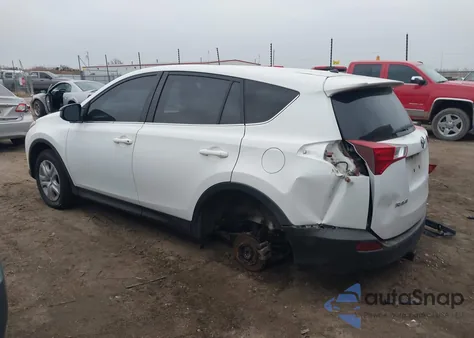 2015 Toyota Rav4 Le z USA, uszkodzony, nr VIN JTMZFREVXFD058181